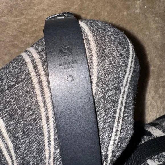 Women’s Tory Burch belt - Picture 2 of 3